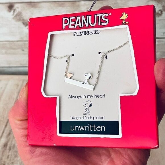 NWT Peanuts 14K Gold-Flash Plated Two-Tone Always In My Heart Pendant Necklace - Picture 5 of 11